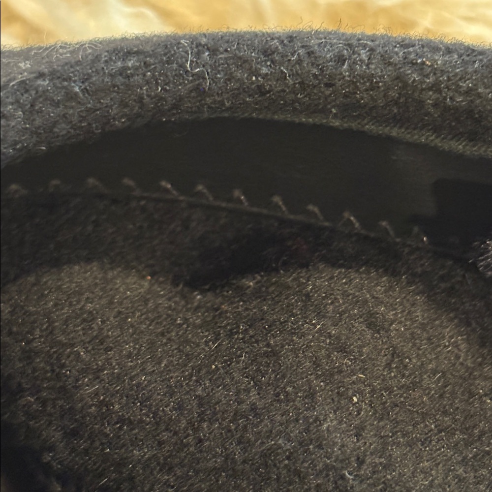 Authentic Basque Black Wool Beret - Picture 7 of 9